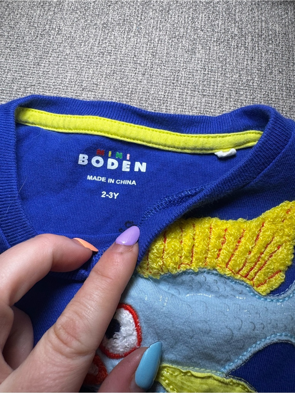 Boden Kids Fish Appliqué Tee Size 2-3 - Picture 2 of 7